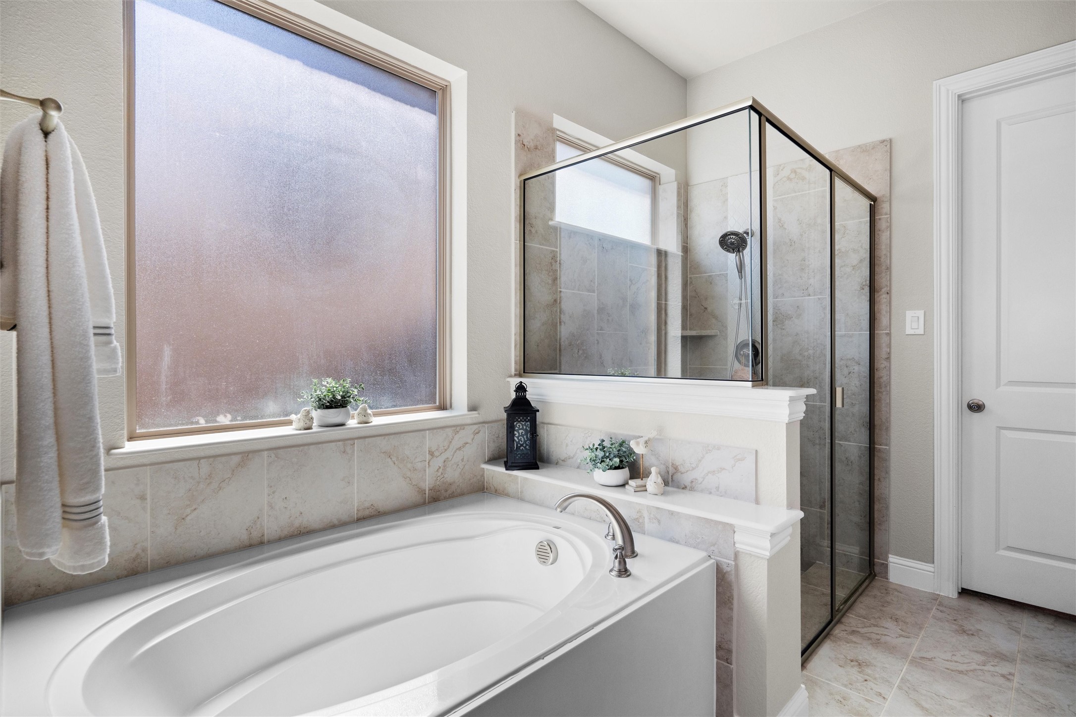 2710 Ridgeoak Trail