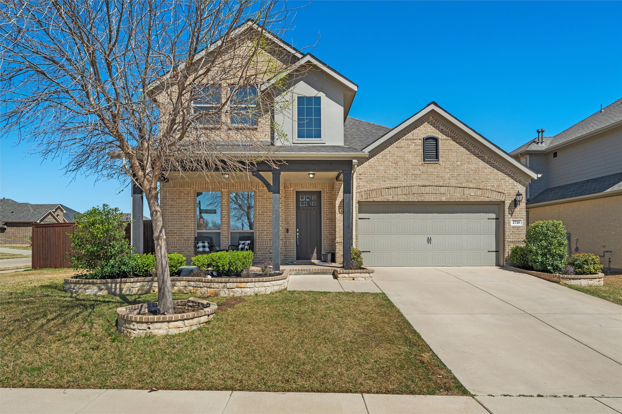 2710 Ridgeoak Trail