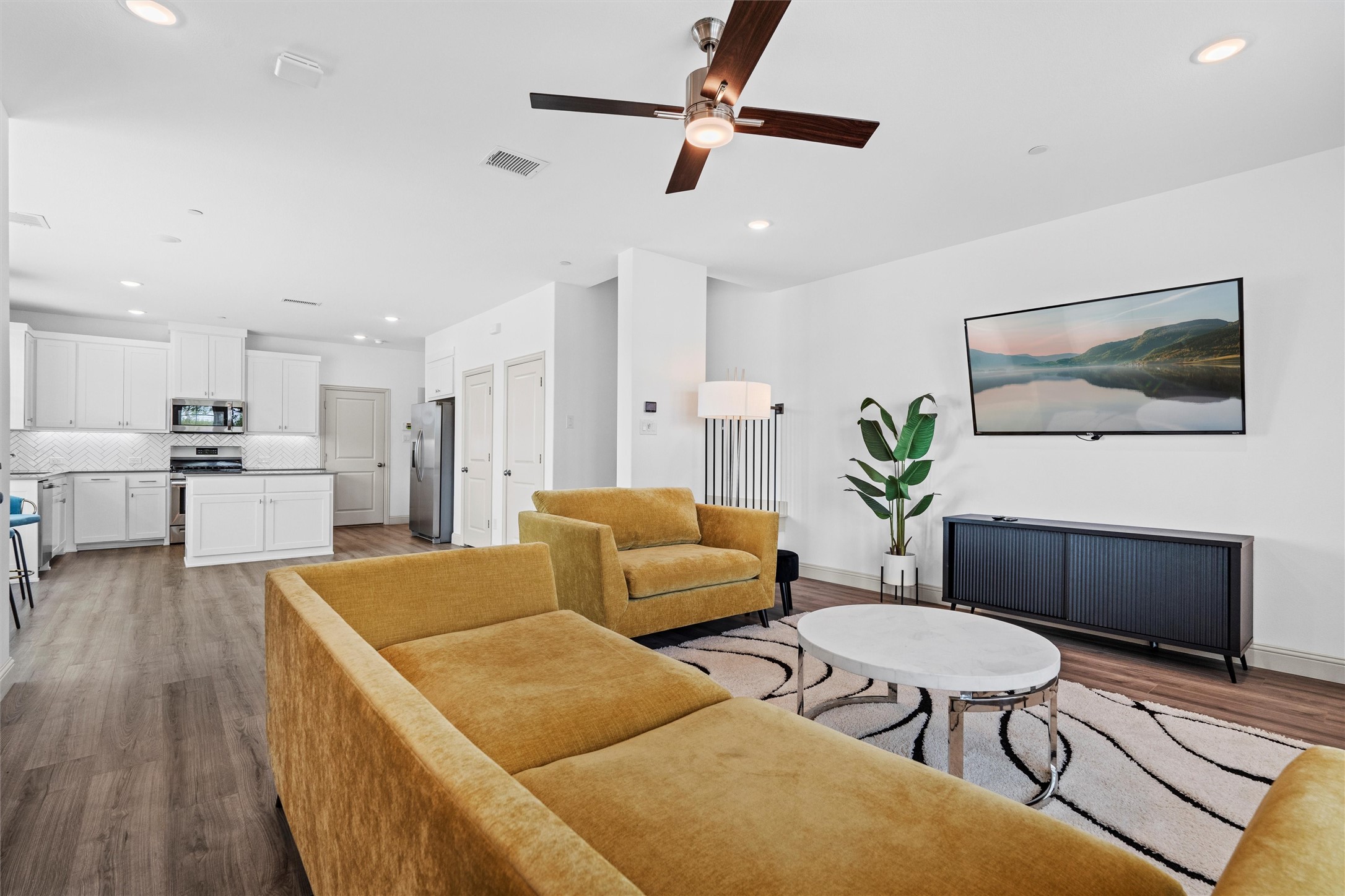 7053 Cedar Creek Drive