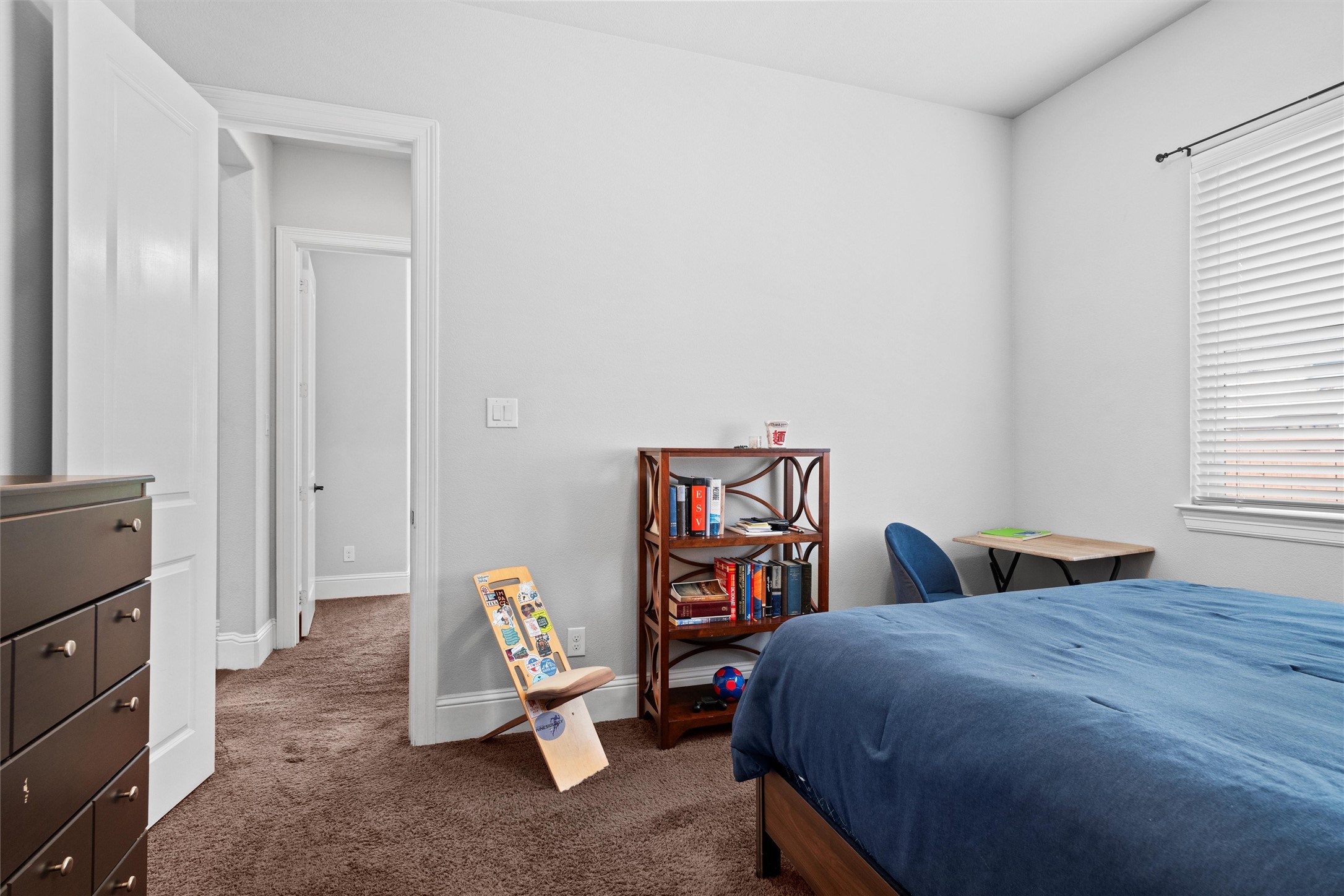 6851 Molina