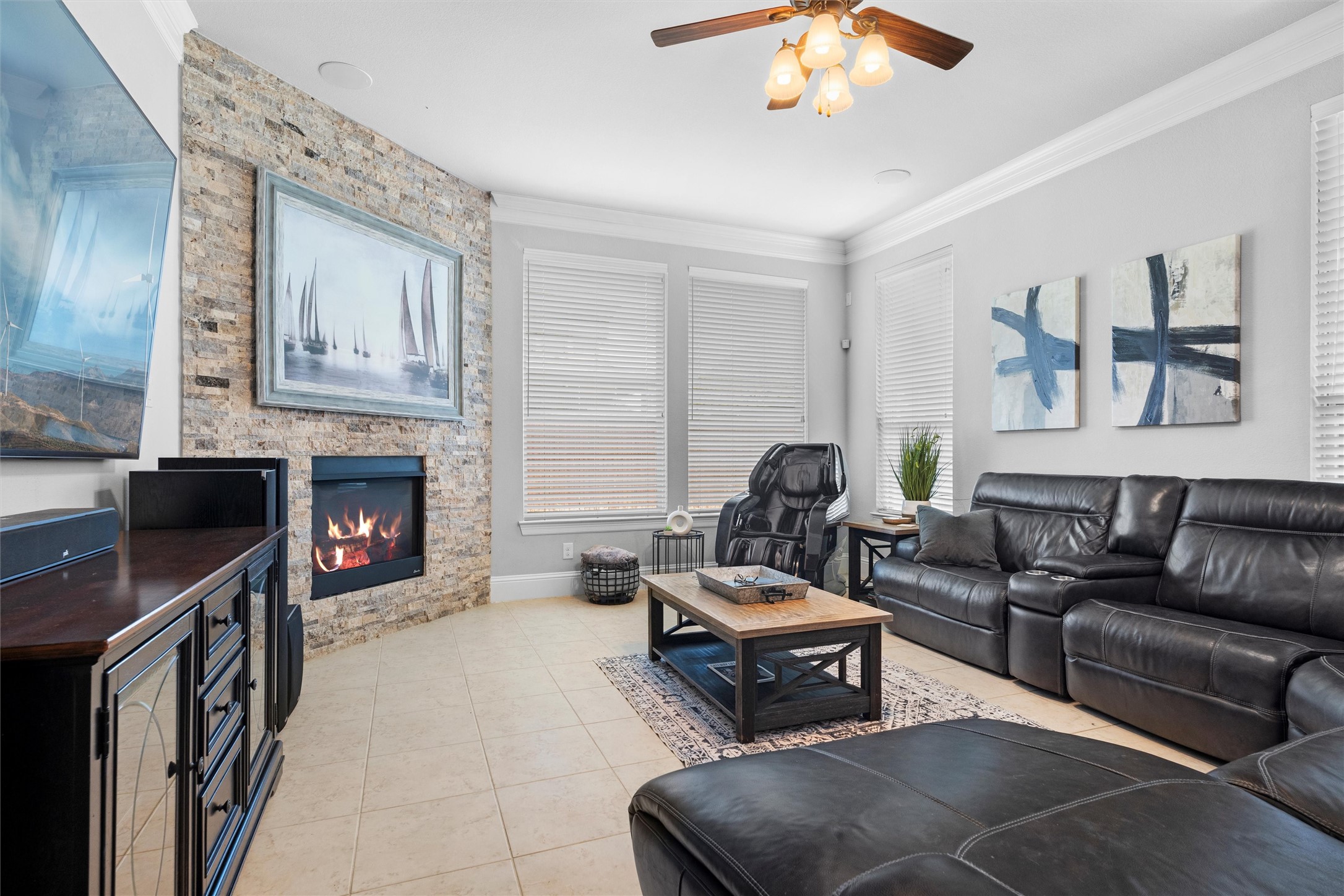 6851 Molina