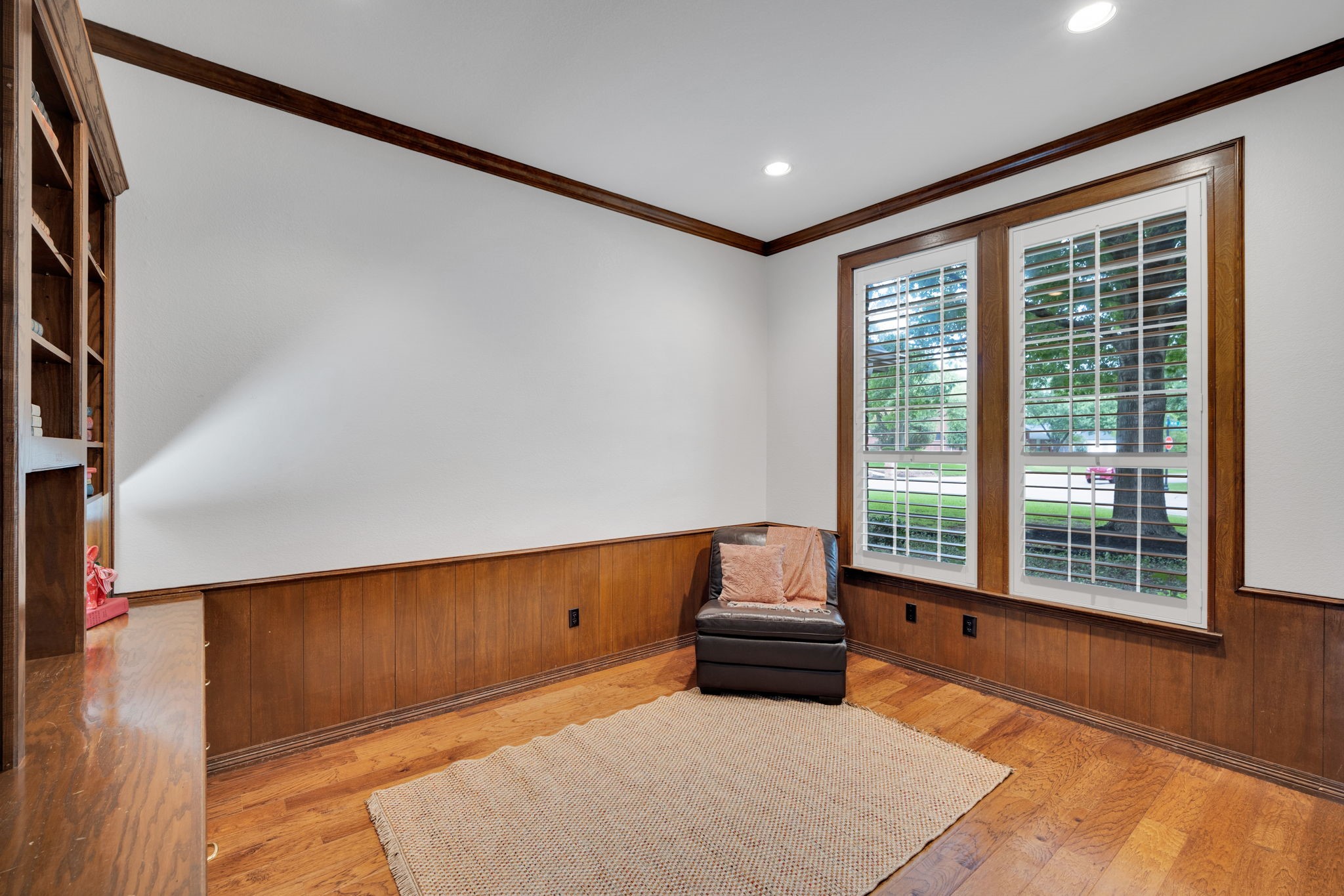 616 Forest Edge Lane