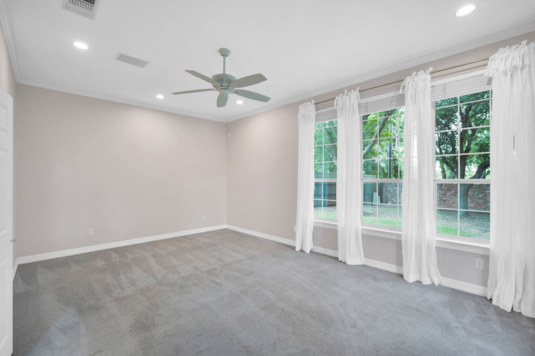 616 Forest Edge Lane