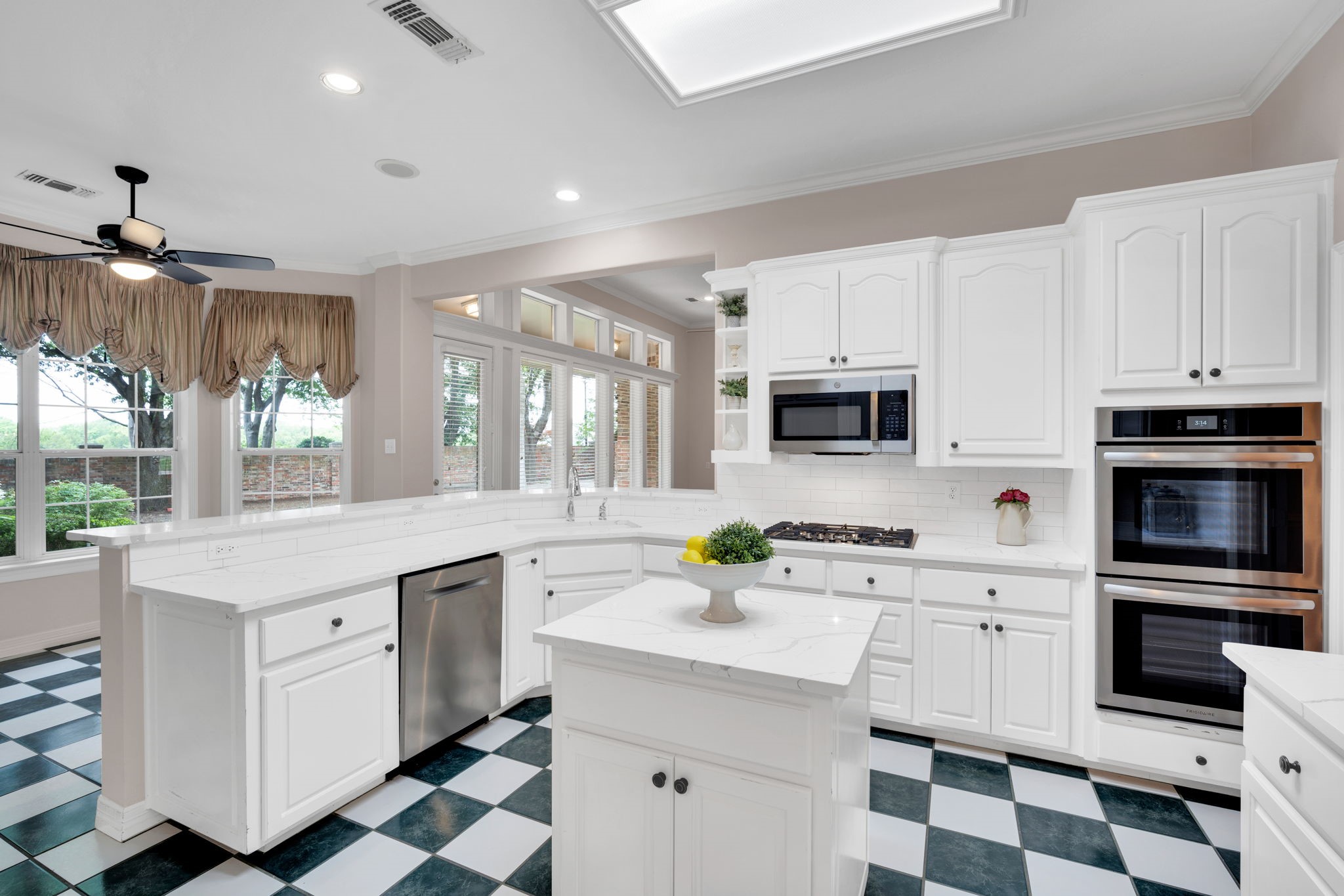 616 Forest Edge Lane