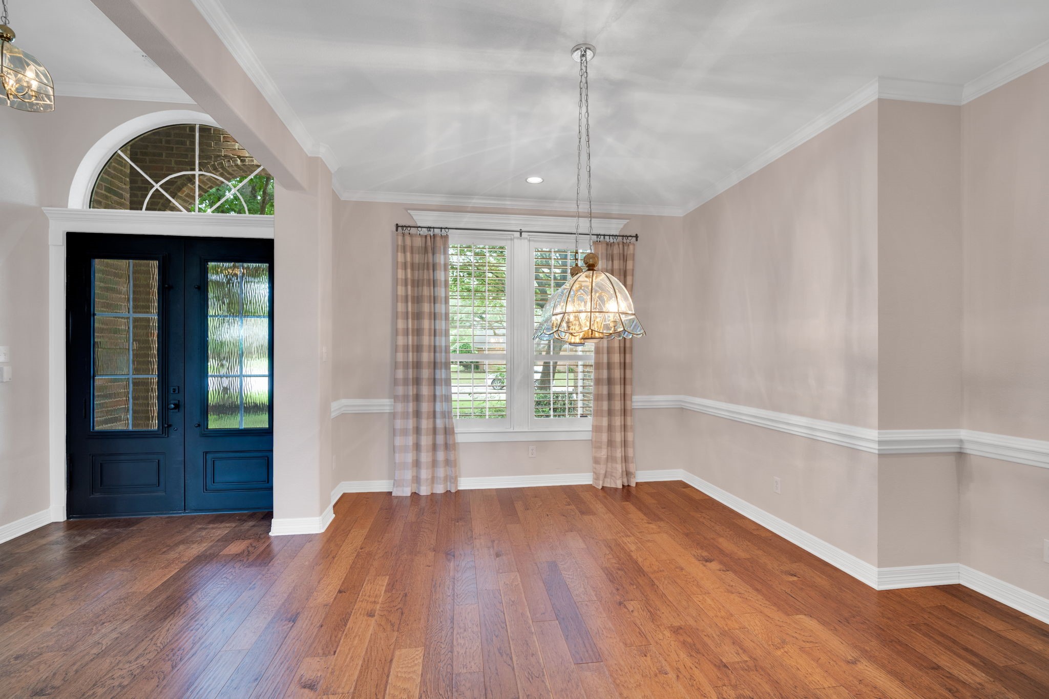 616 Forest Edge Lane