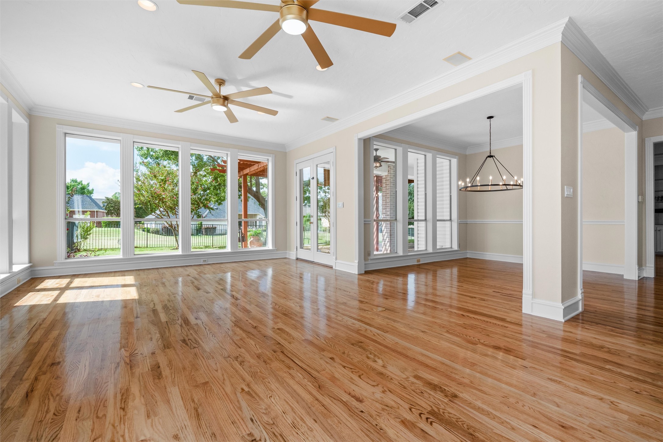 901 Walnut Falls Circle