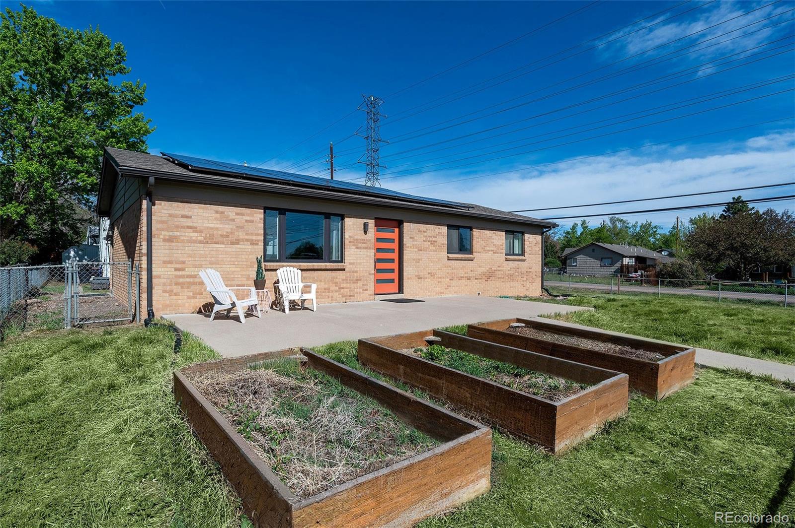 995 Salvia Street