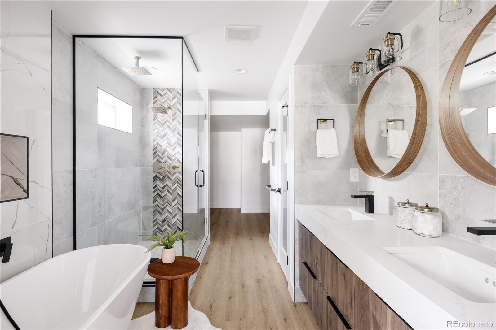 3855 Kalamath Street