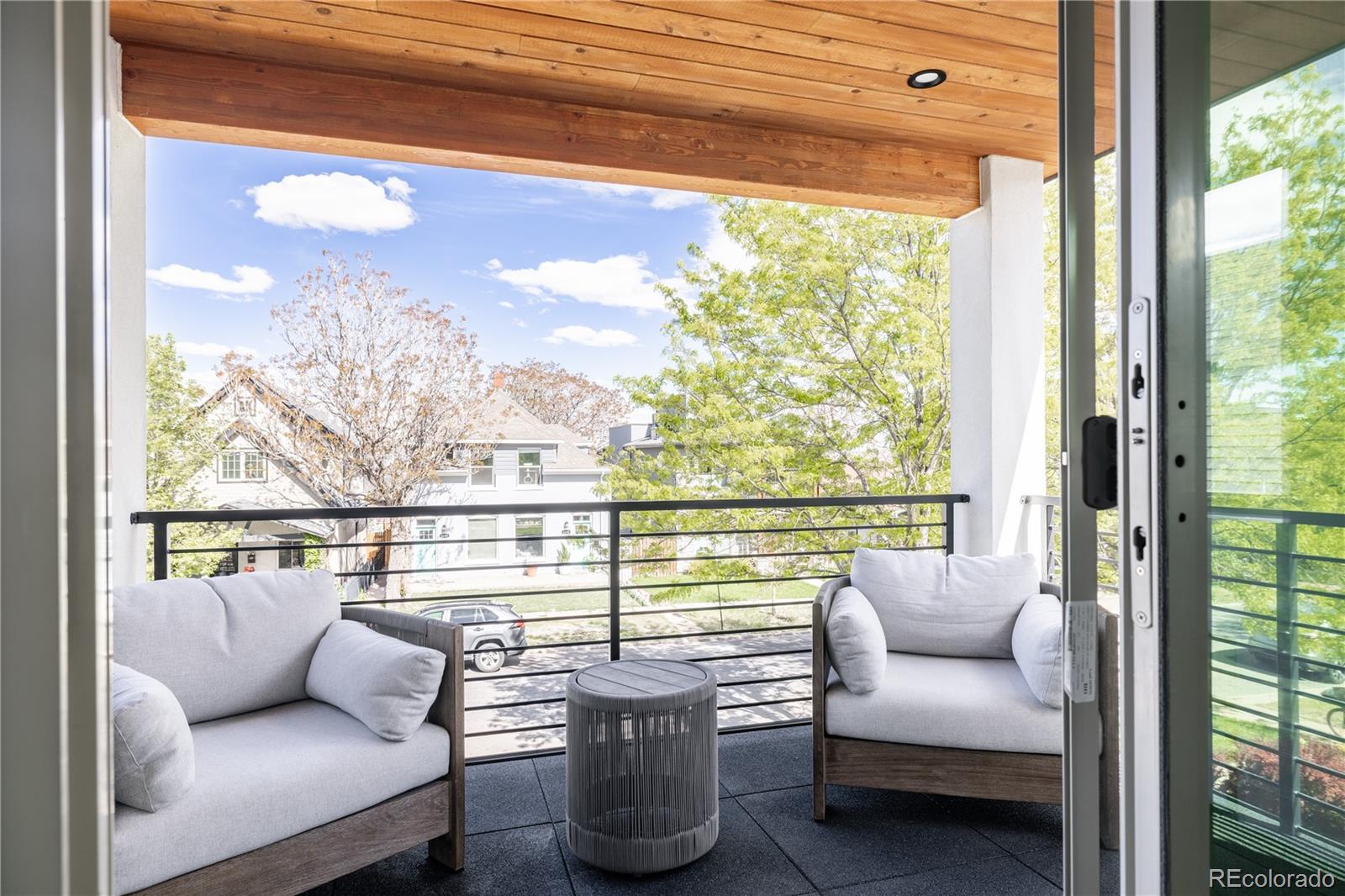 3855 Kalamath Street