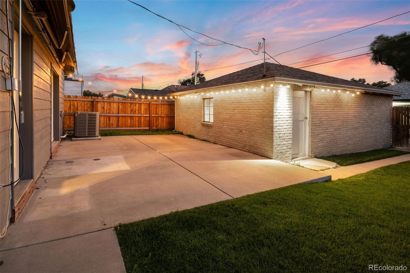 2043 Osceola Street