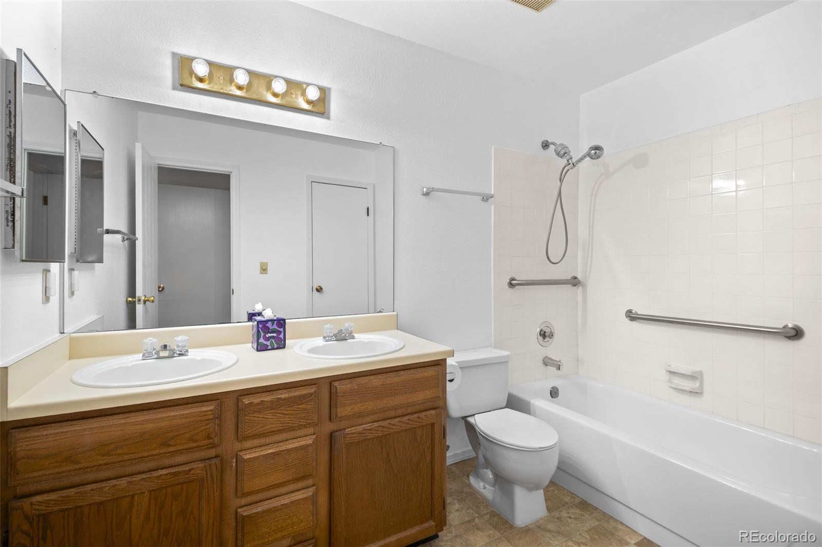 216 Wright Street Unit: 106