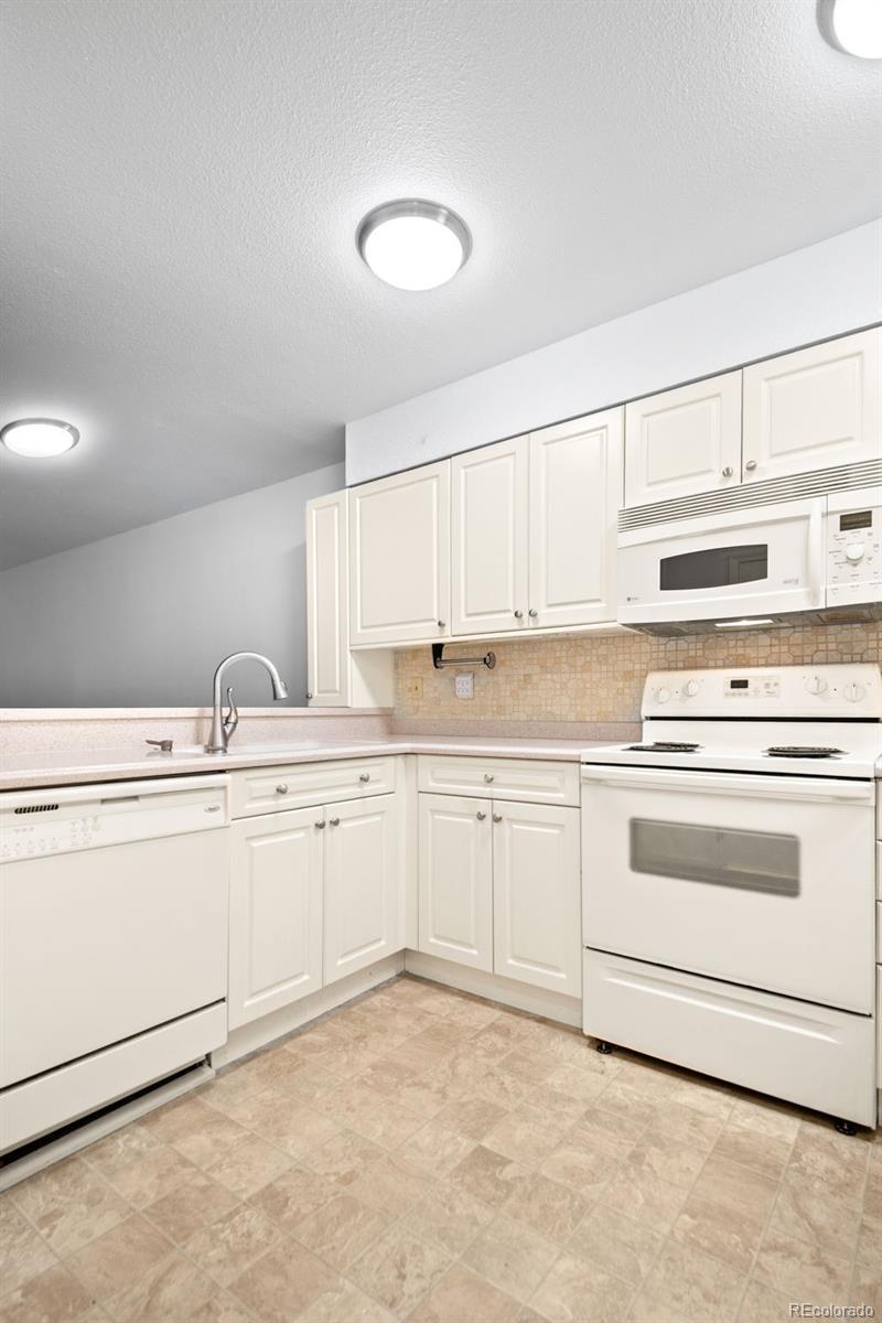 216 Wright Street Unit: 106