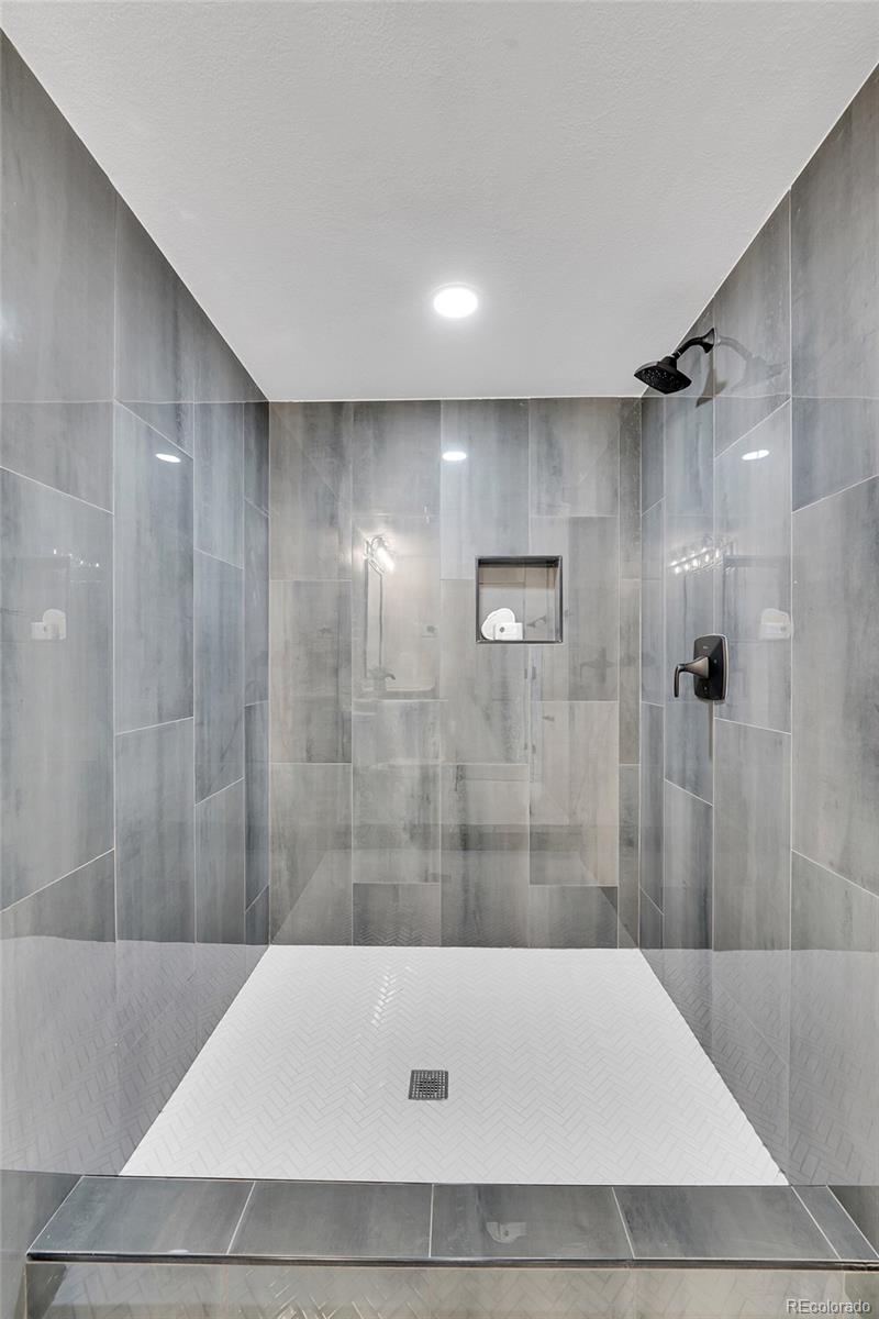 2681 S Newport Street