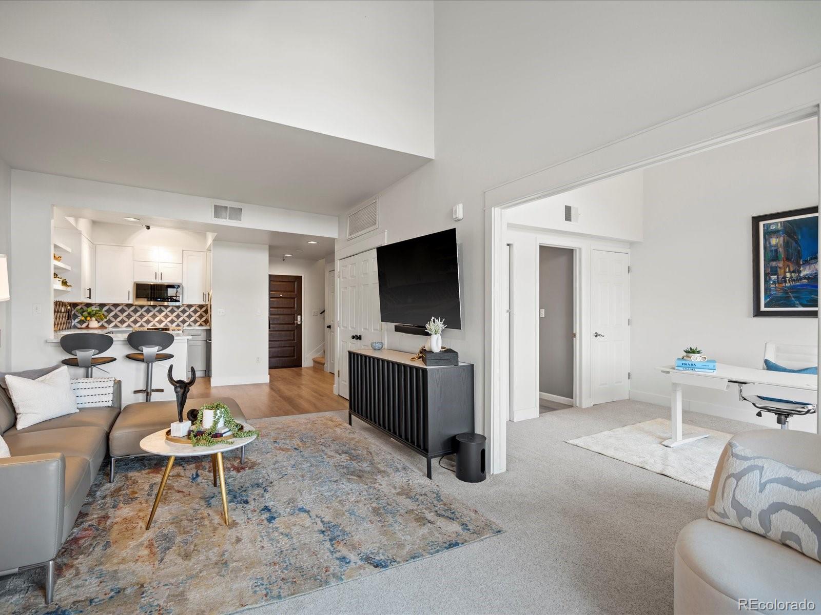 345 Fillmore Unit: 407
