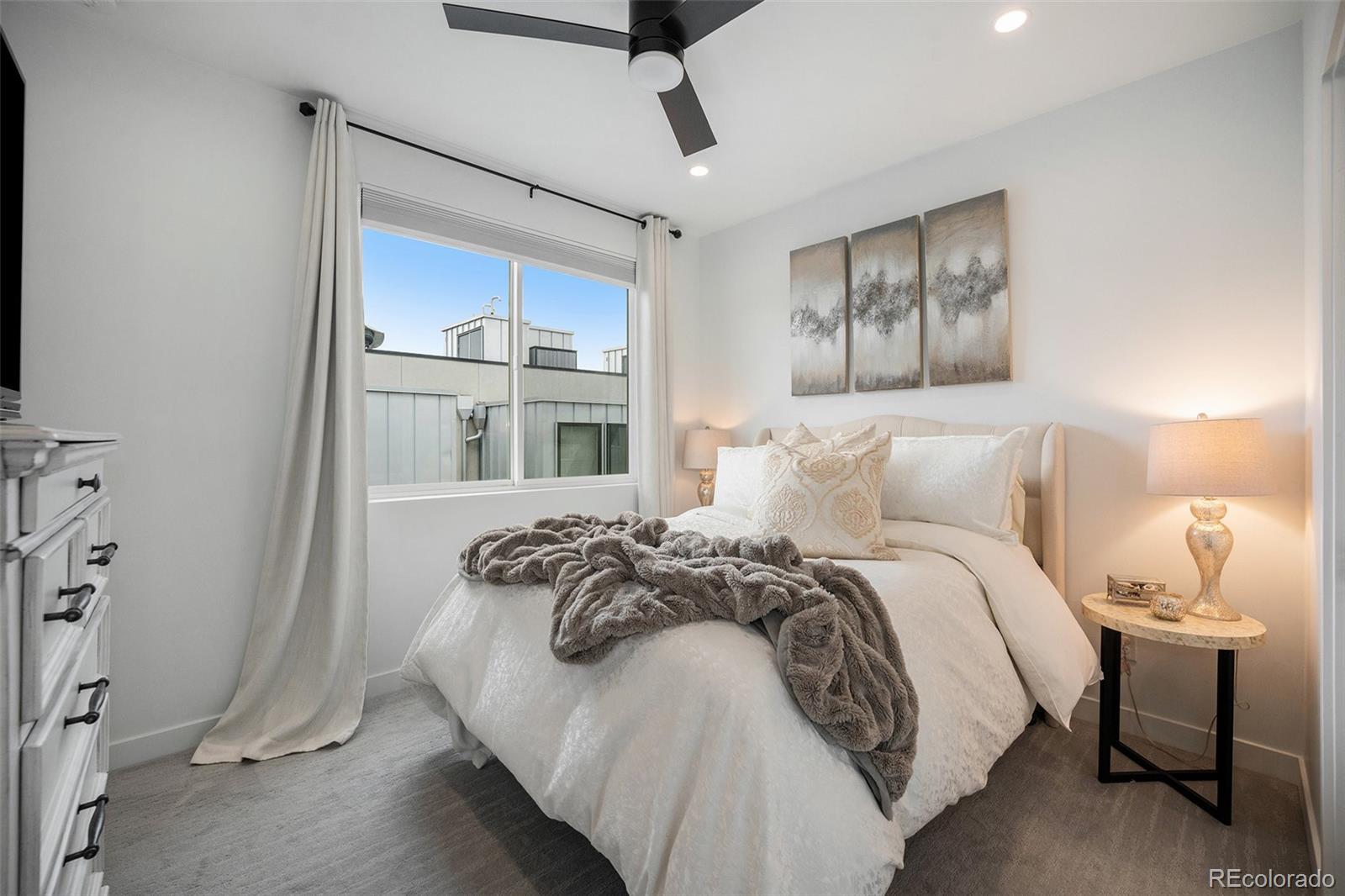 1612 Irving Unit: 3