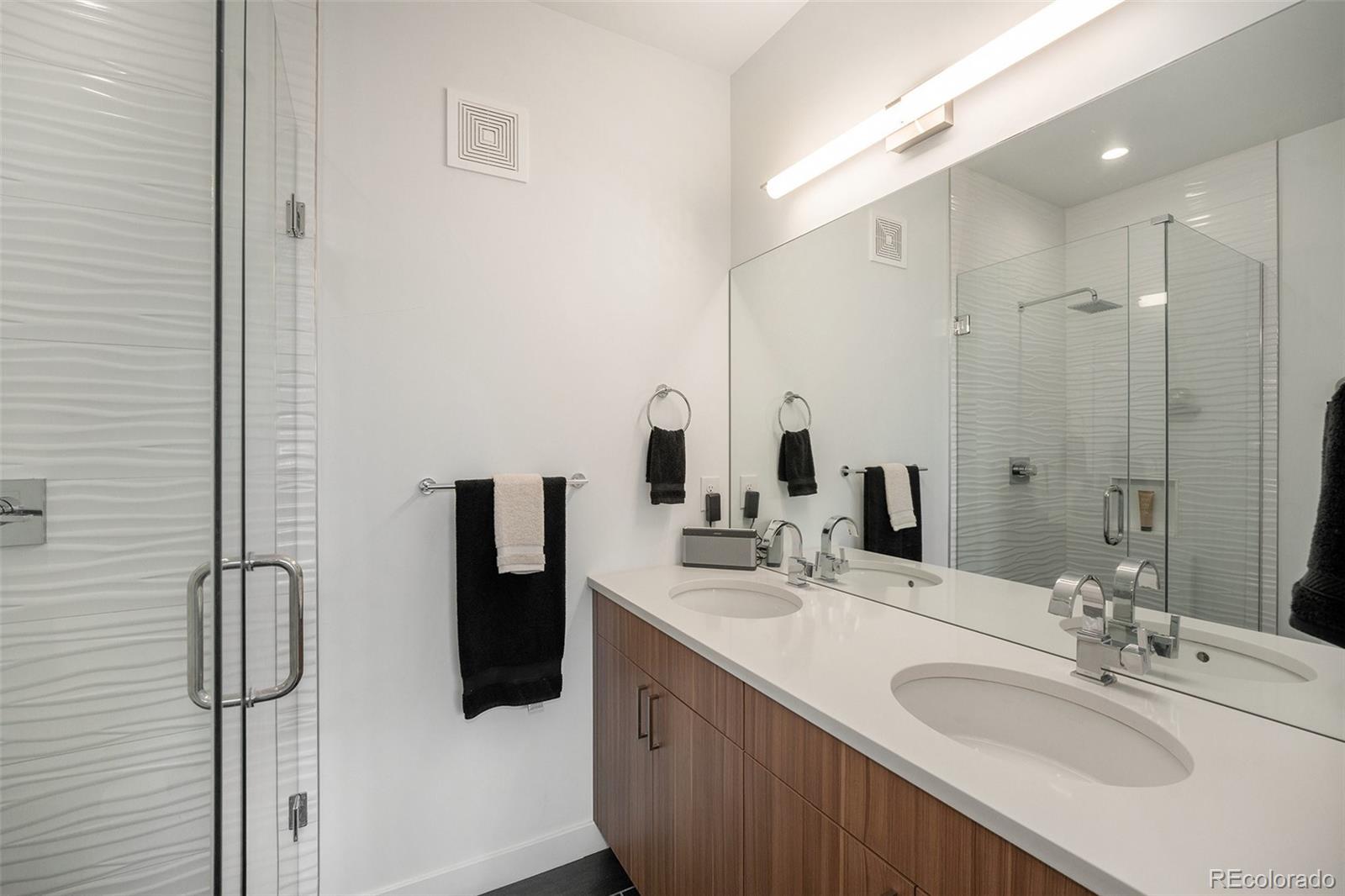 1612 Irving Unit: 3
