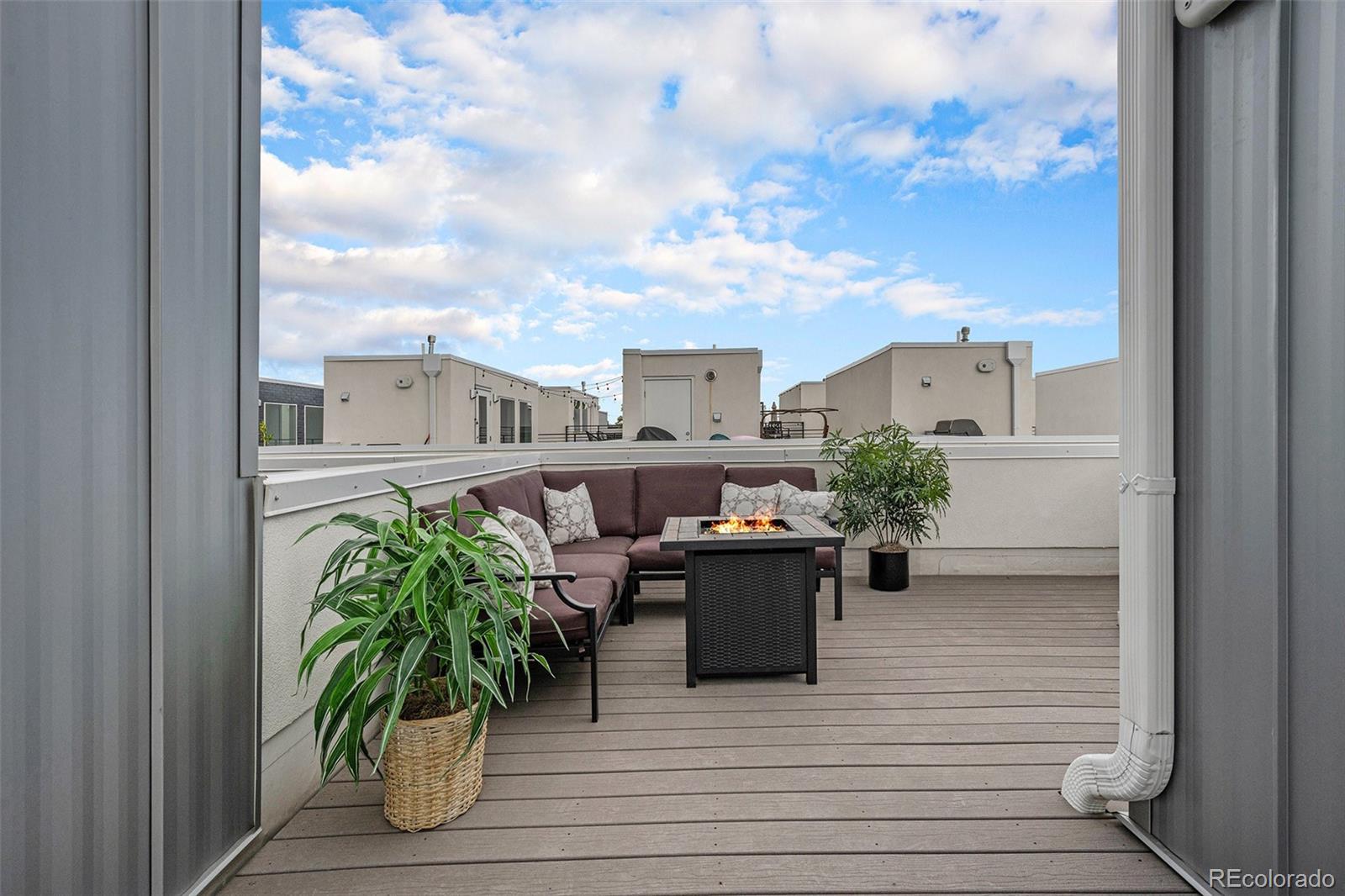 1612 Irving Unit: 3