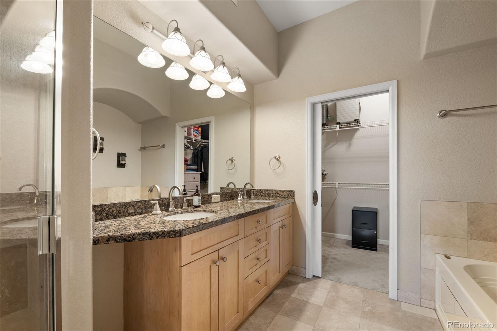 4001 W 32nd Avenue Unit: 1