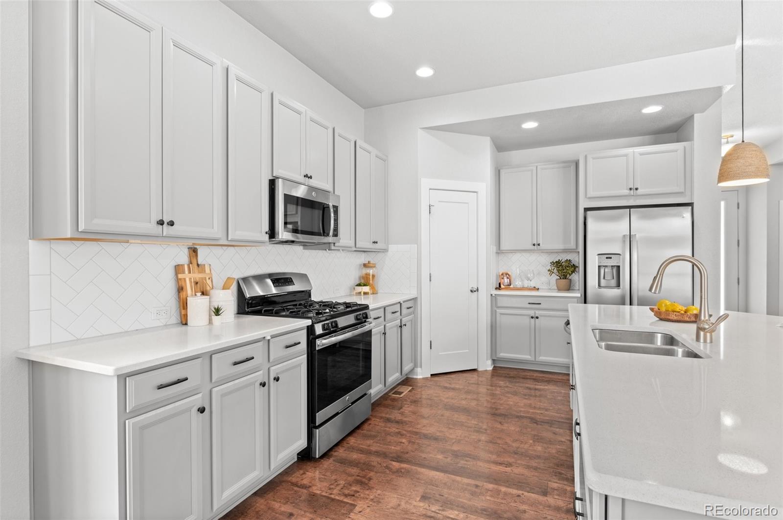 1361 W 67th Place