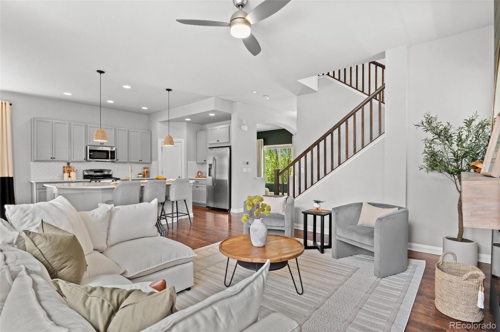 1361 W 67th Place