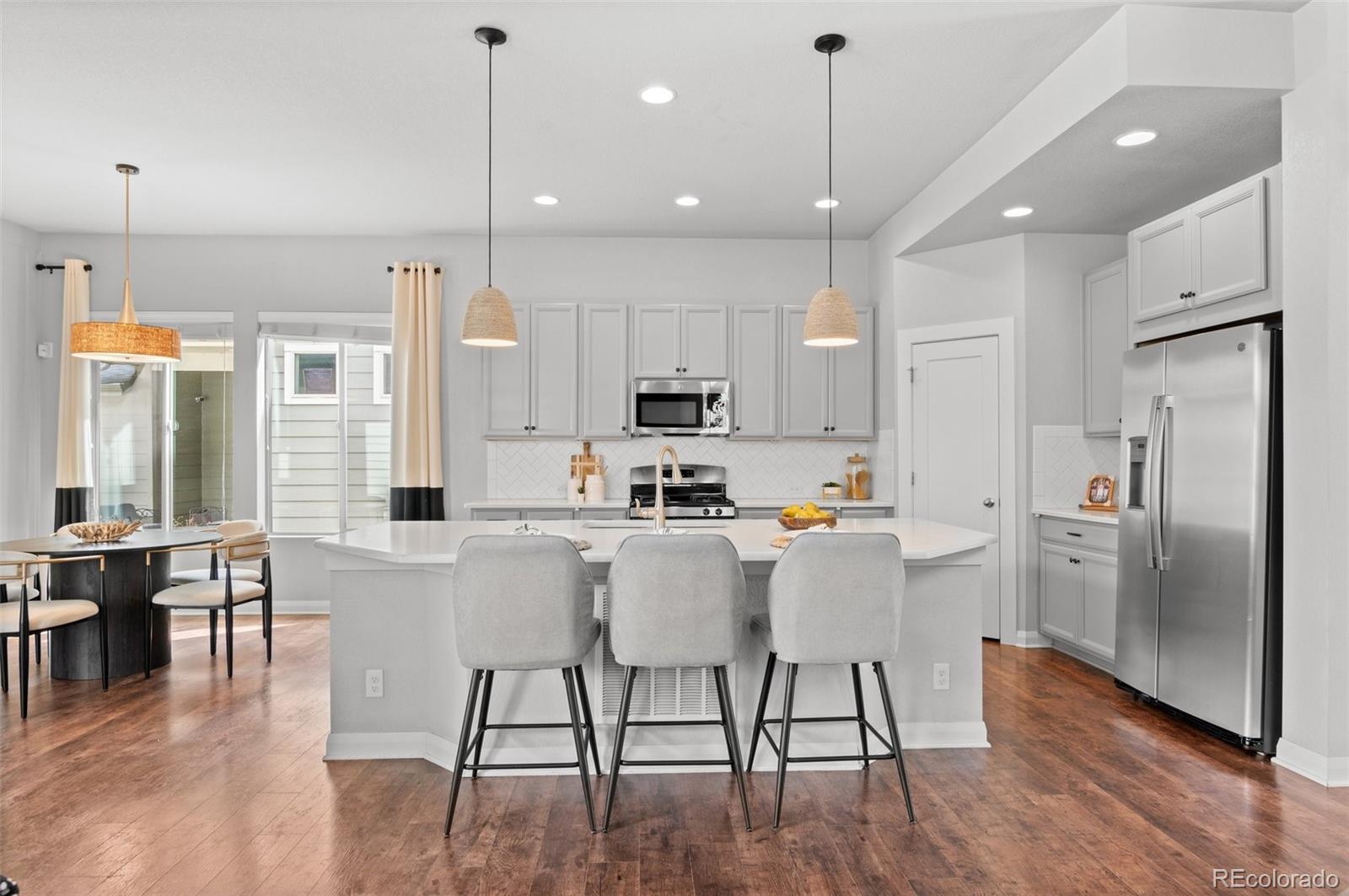 1361 W 67th Place
