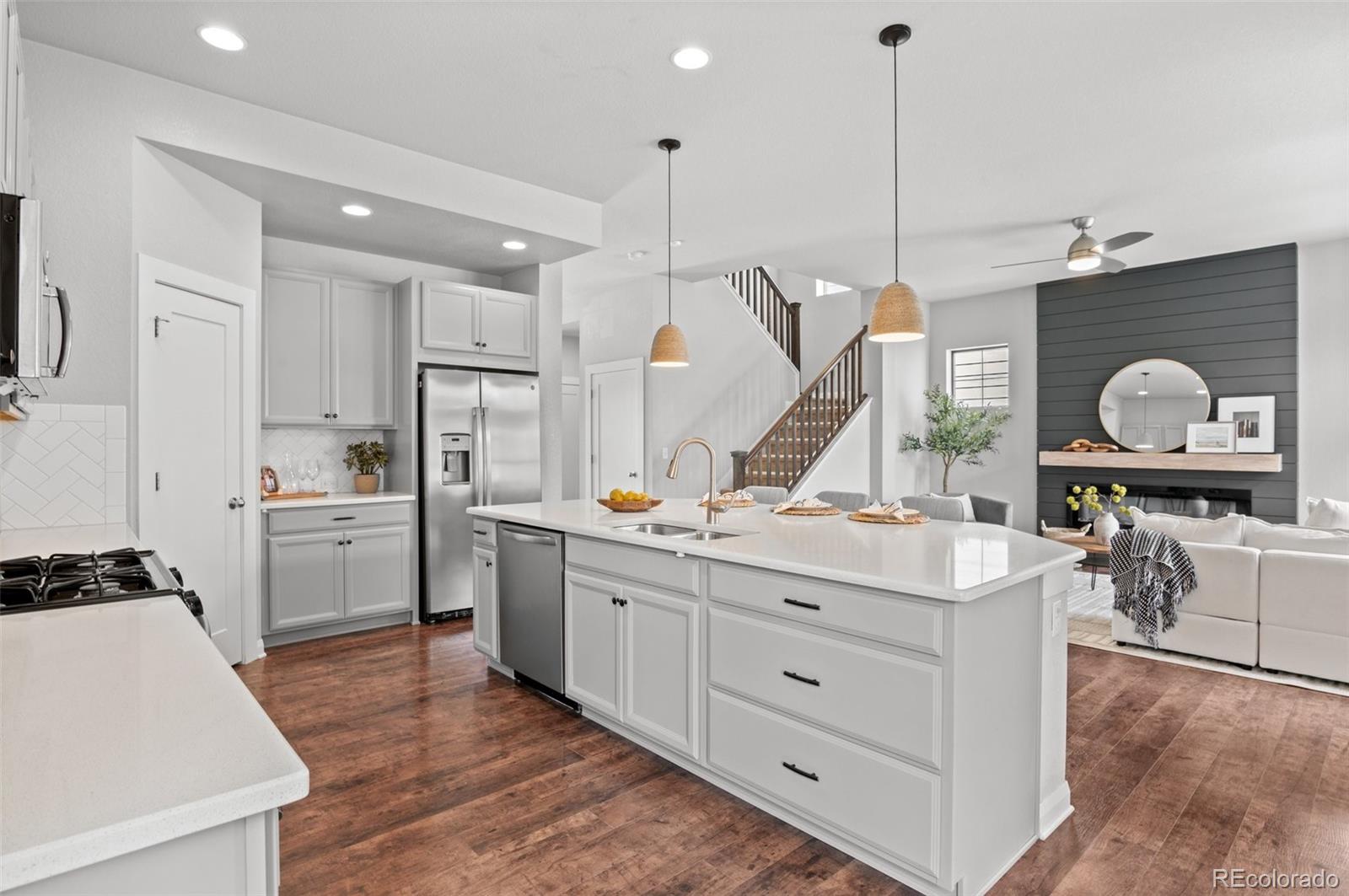 1361 W 67th Place