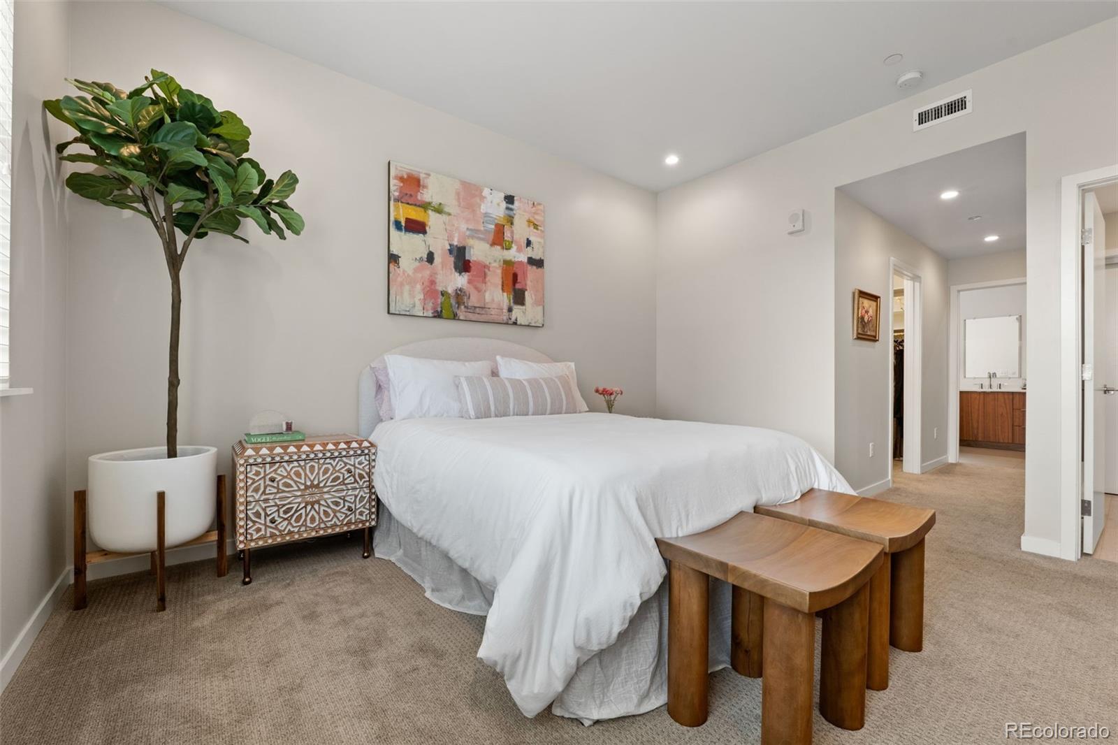 3233 Tejon Street Unit: 305