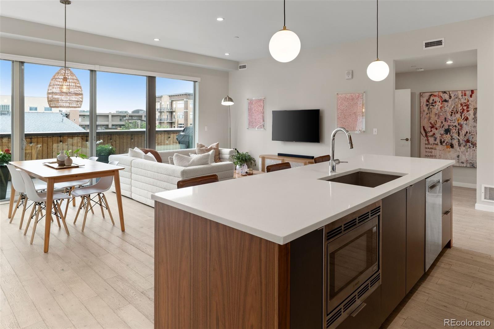 3233 Tejon Street Unit: 305