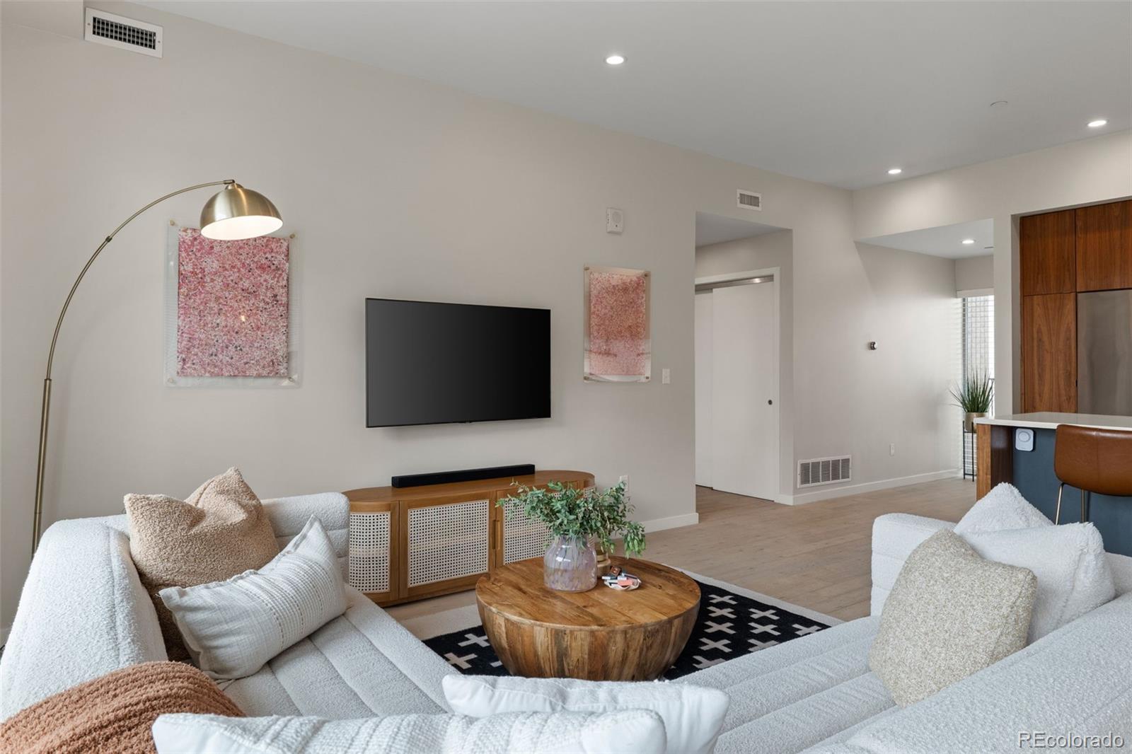 3233 Tejon Street Unit: 305