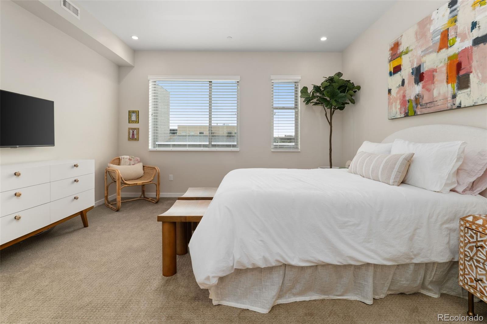 3233 Tejon Street Unit: 305