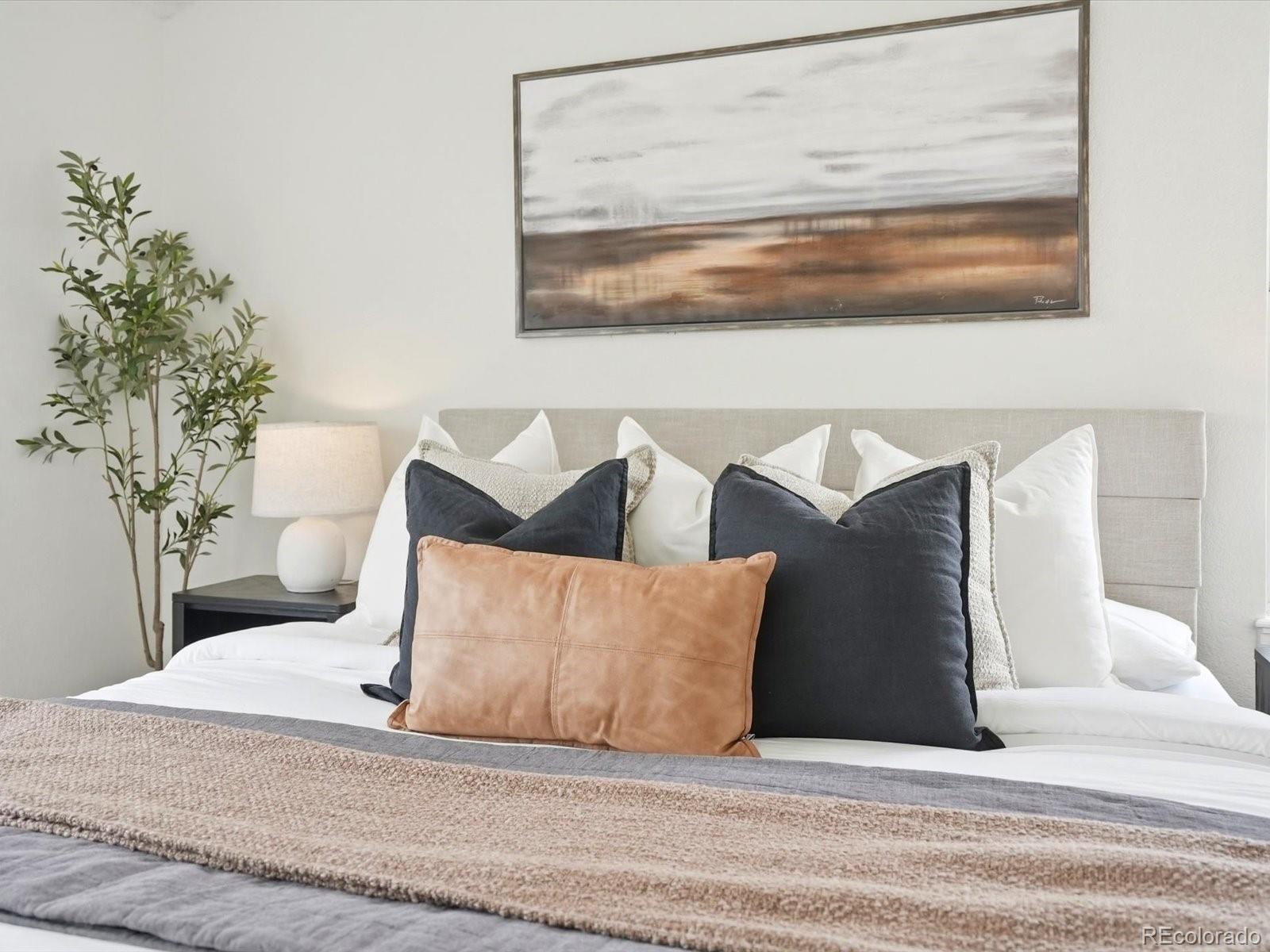 6429 Devinney Street