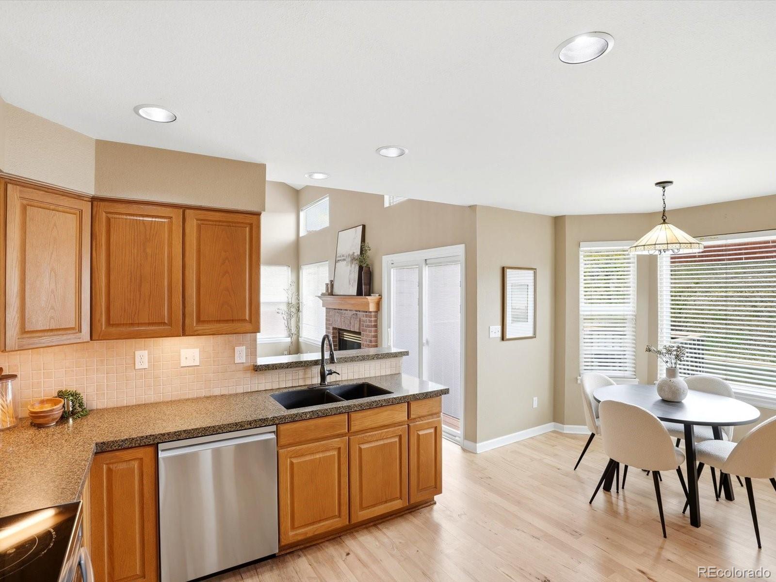 6429 Devinney Street