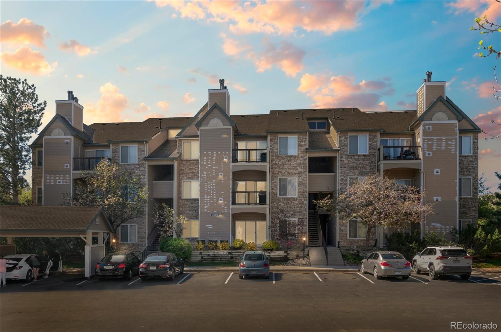 7445 S Alkire Street Unit: 302
