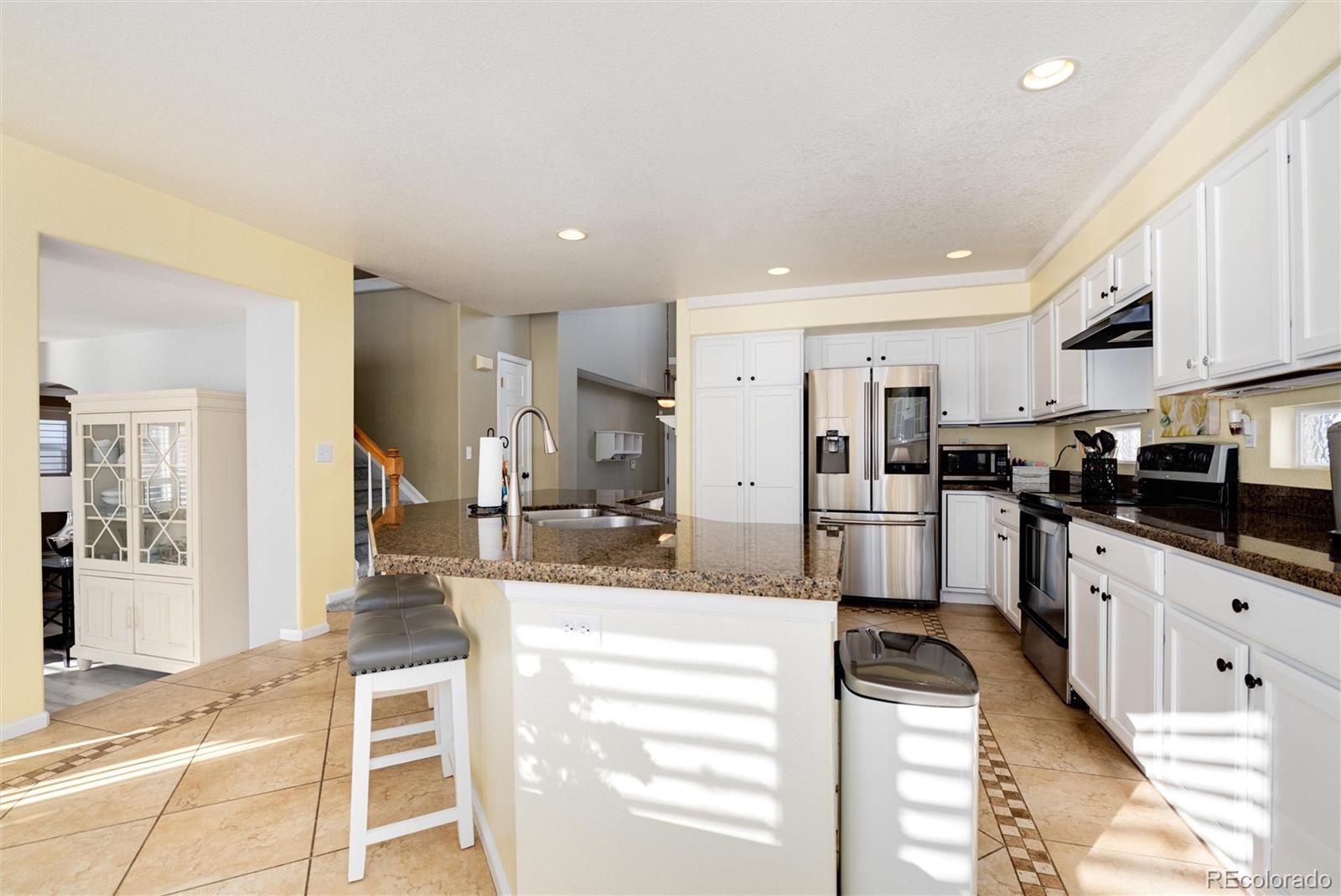 4372 Lyndenwood Point
