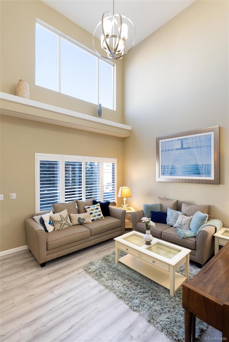 4372 Lyndenwood Point