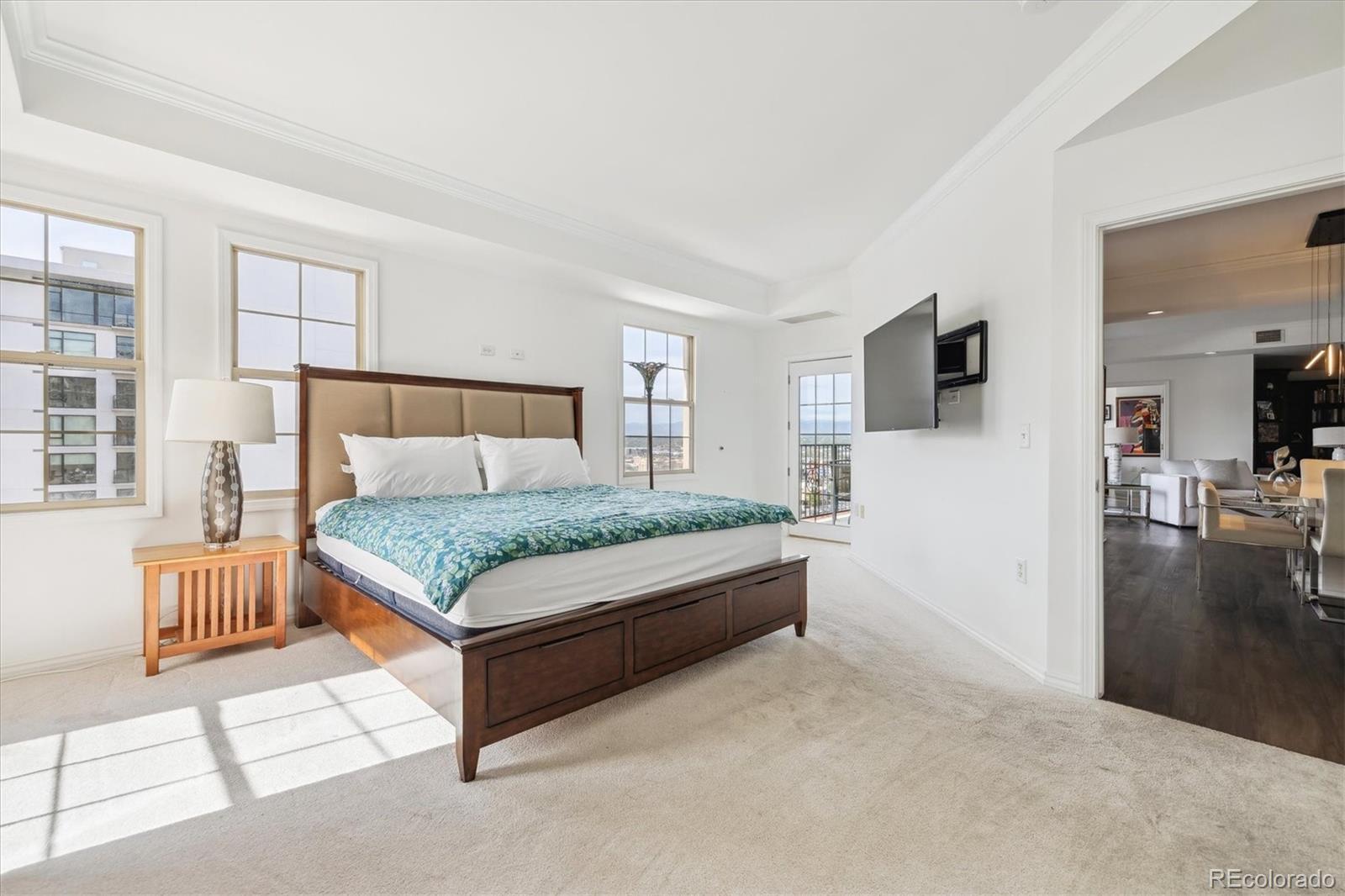 300 W 11th Avenue Unit: 15C