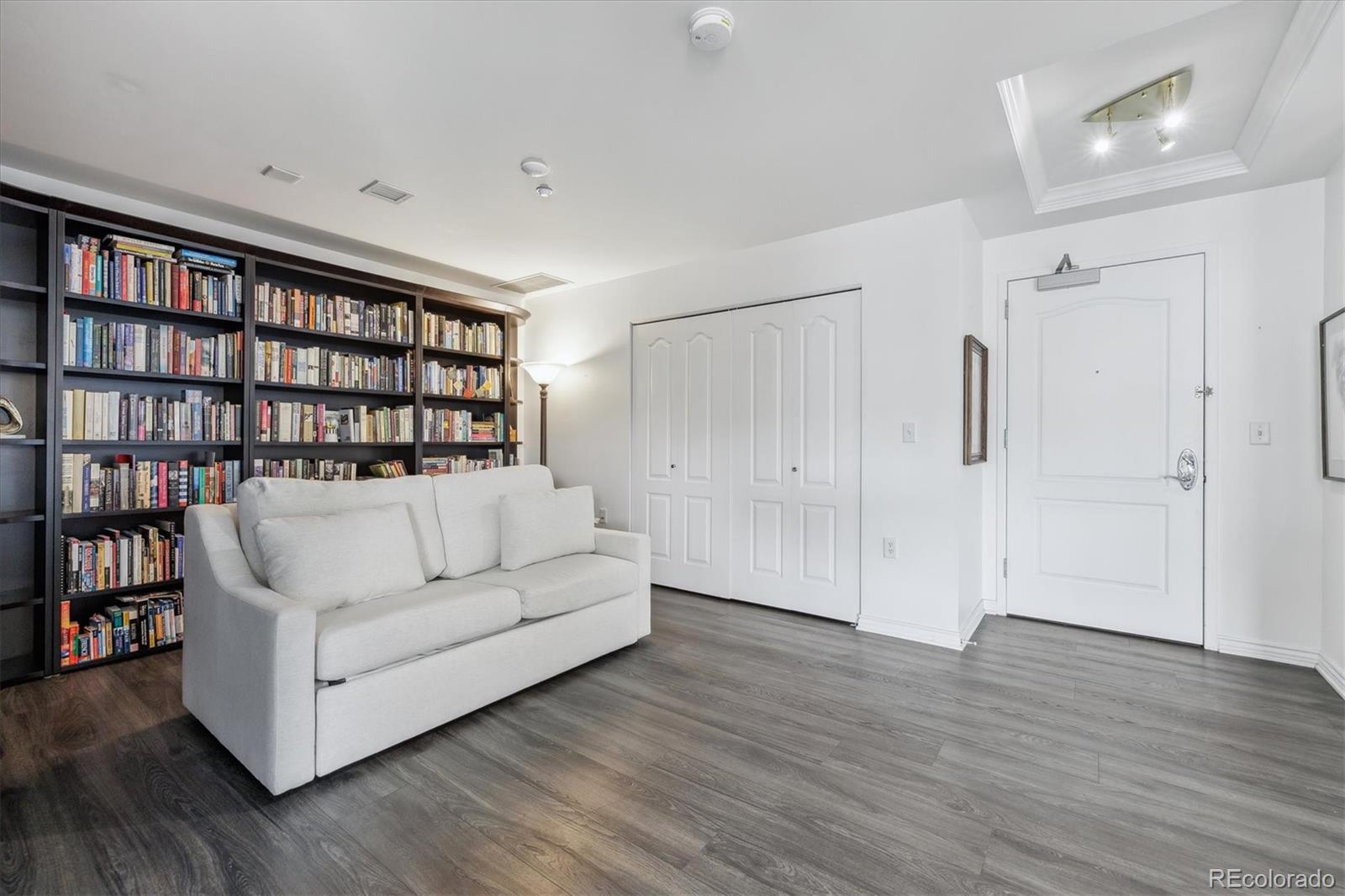 300 W 11th Avenue Unit: 15C