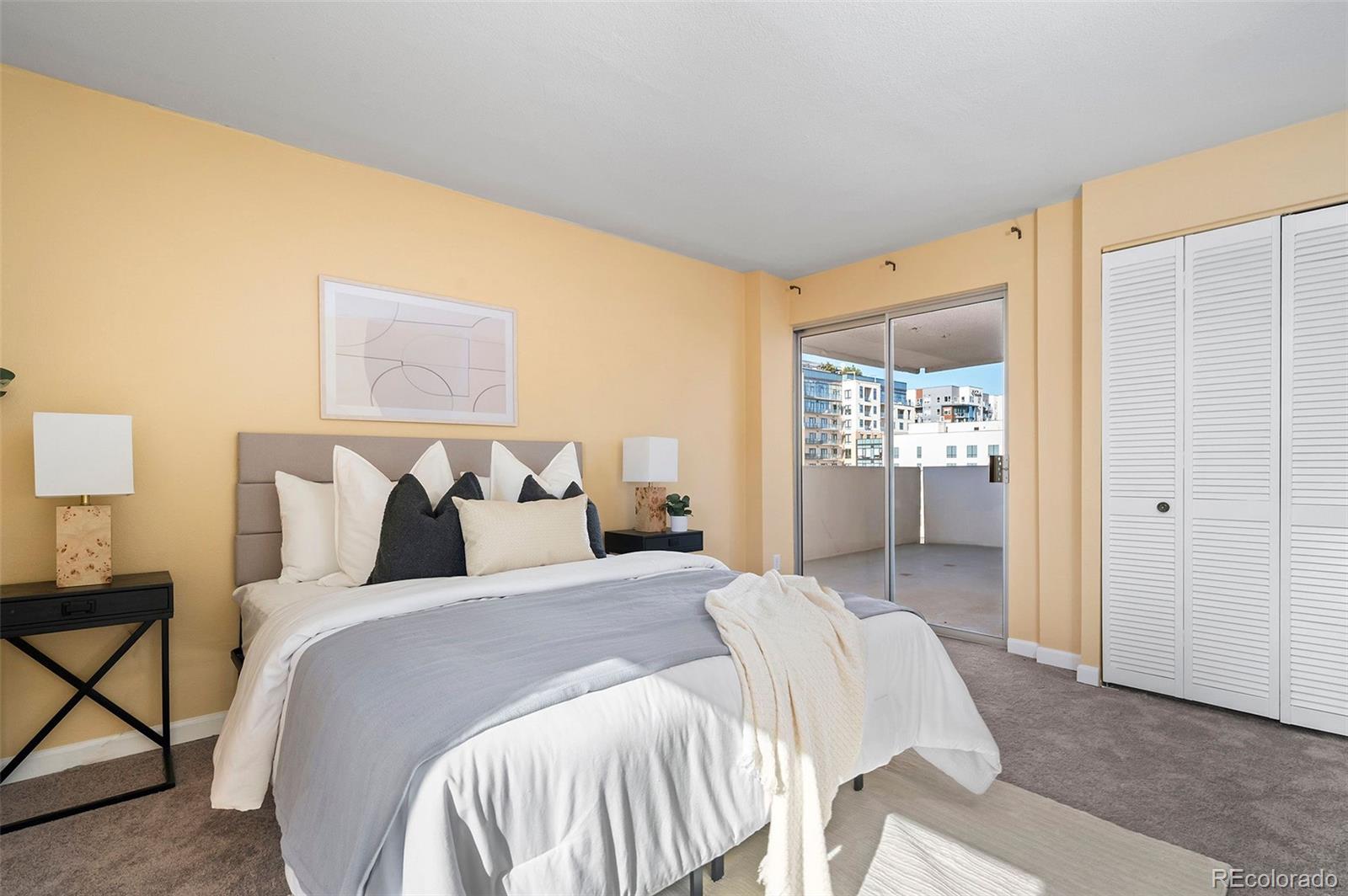 2 Adams Street Unit: 905