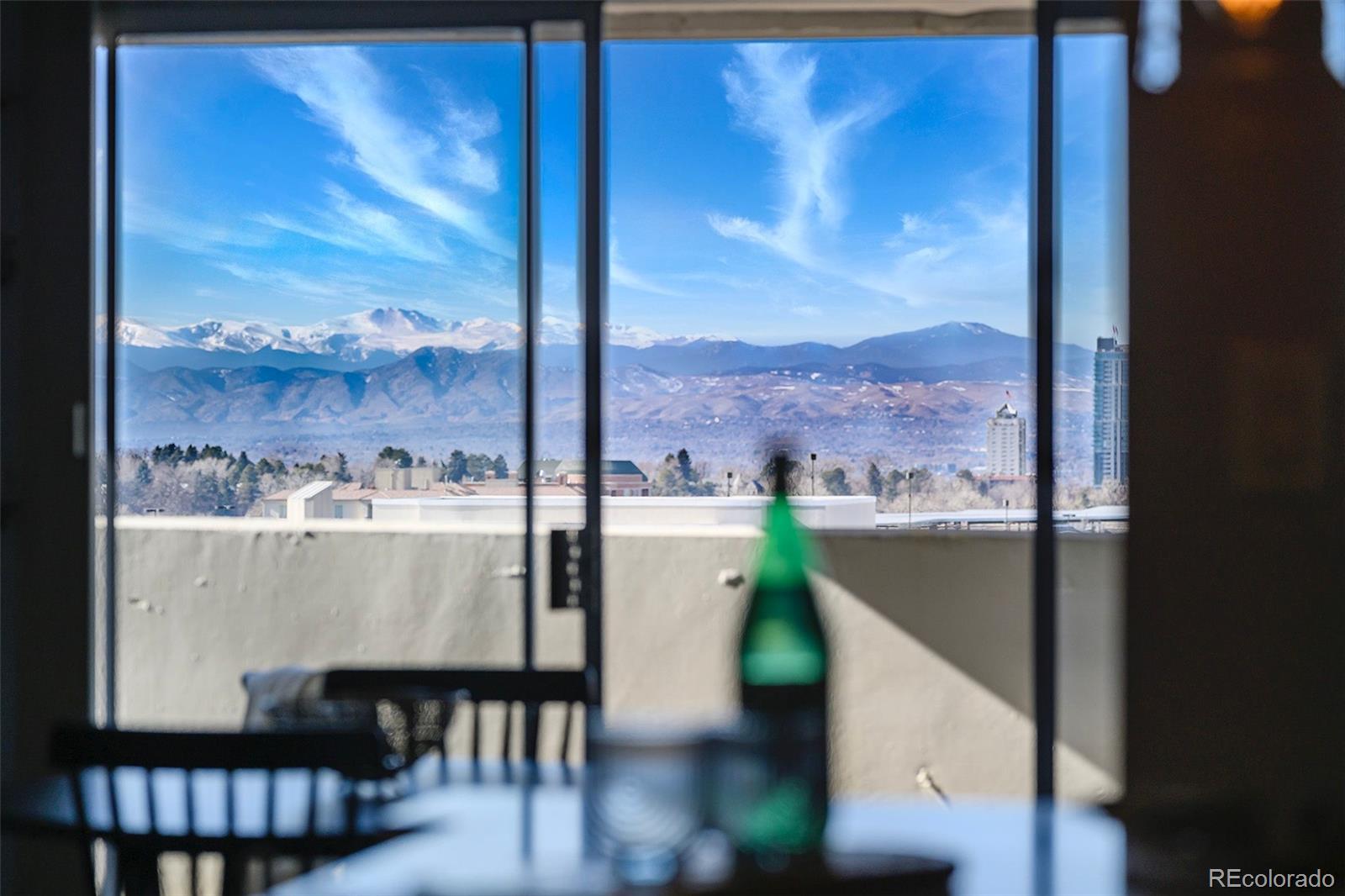 2 Adams Street Unit: 905