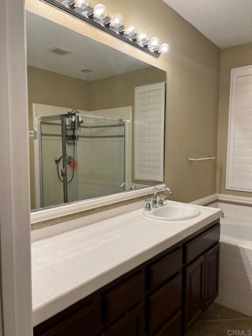 671 Flying Cloud Drive W