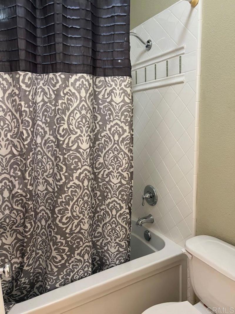 671 Flying Cloud Drive W