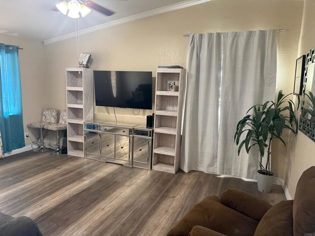 26 W Pheasant Street