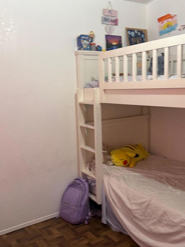 26 W Pheasant Street