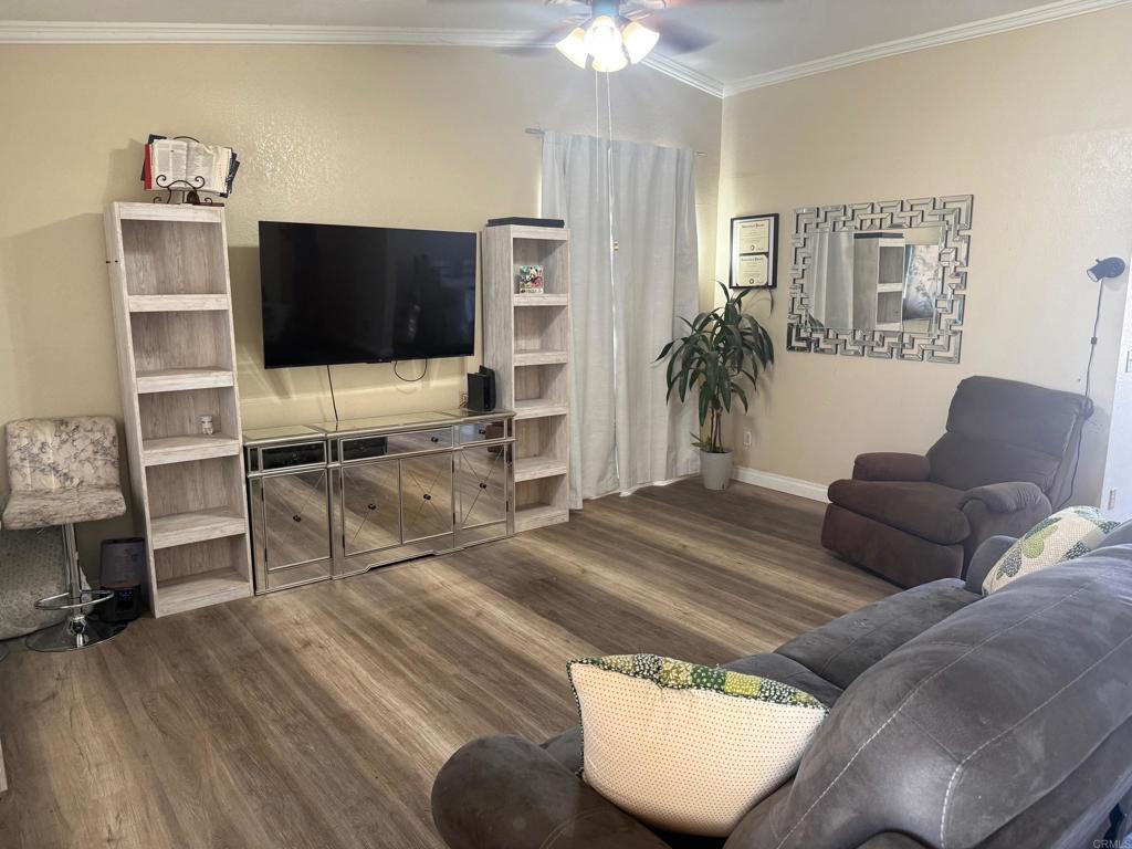 26 W Pheasant Street