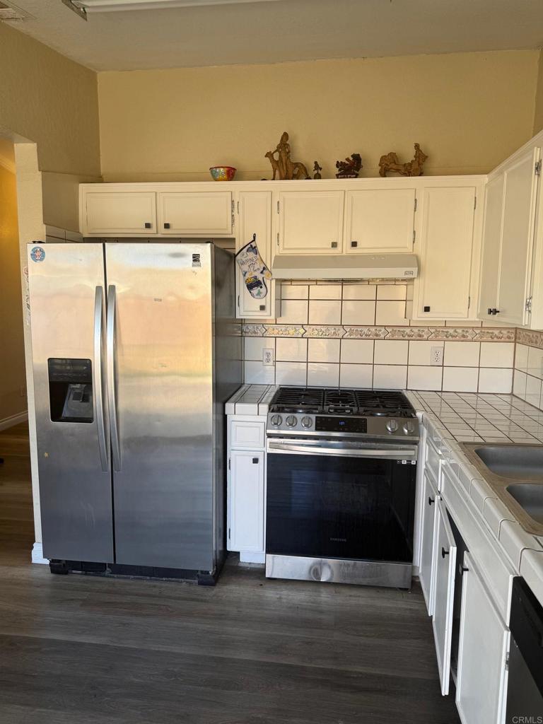 26 W Pheasant Street