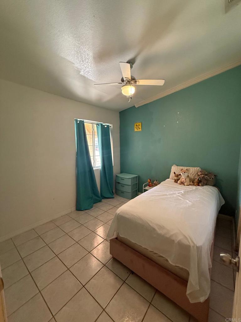 26 W Pheasant Street