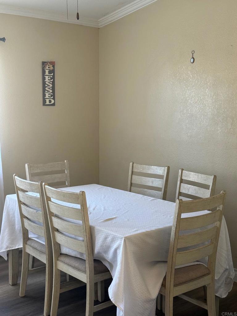 26 W Pheasant Street