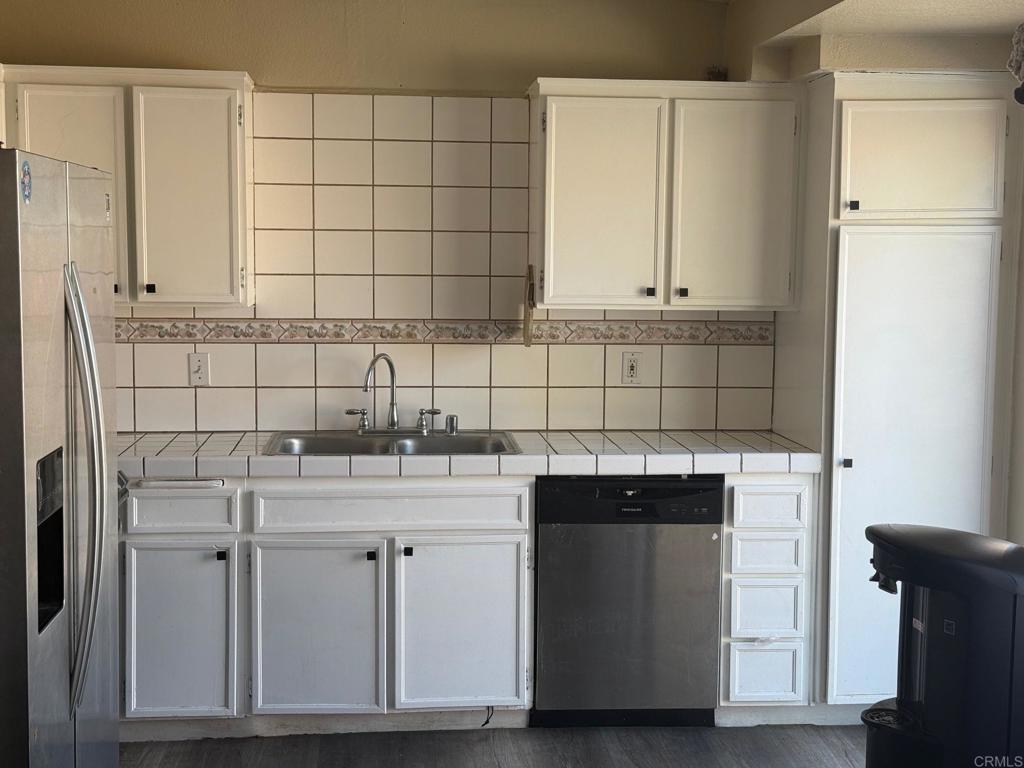 26 W Pheasant Street