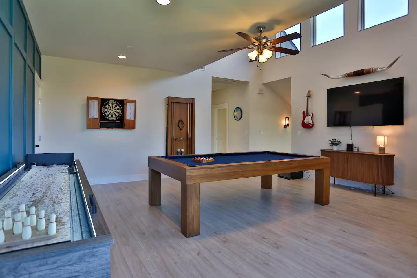 2203 Thornton RD # A