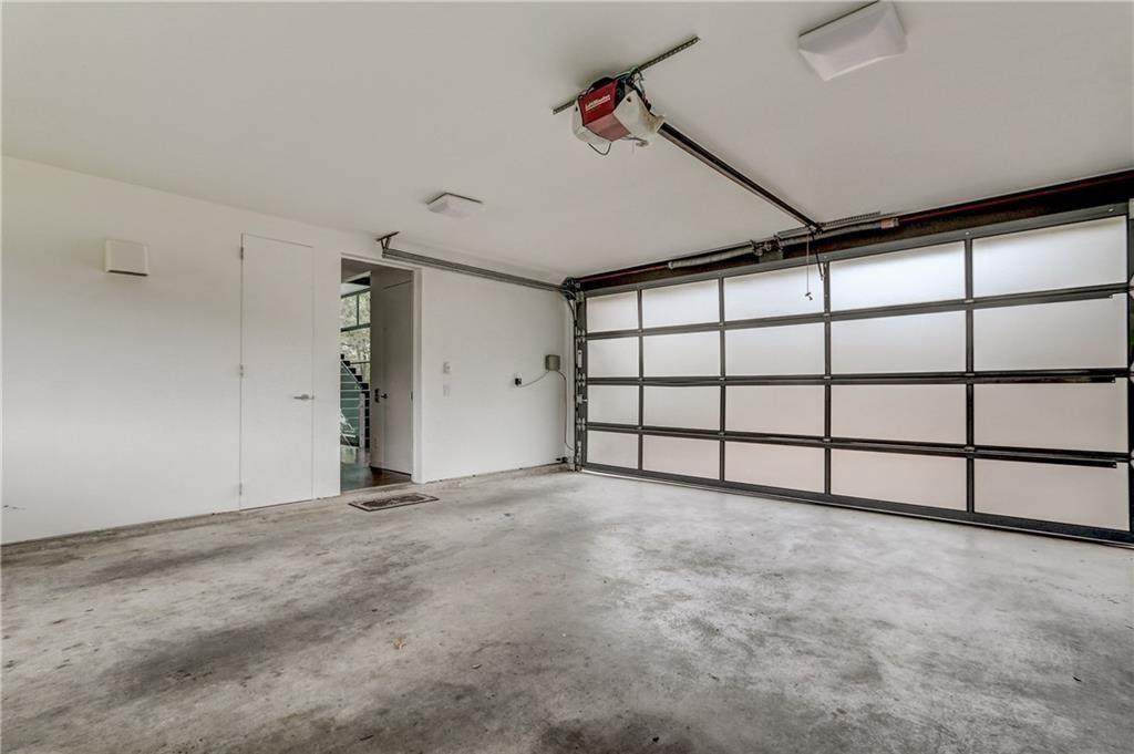 6 Sugar Shack DR